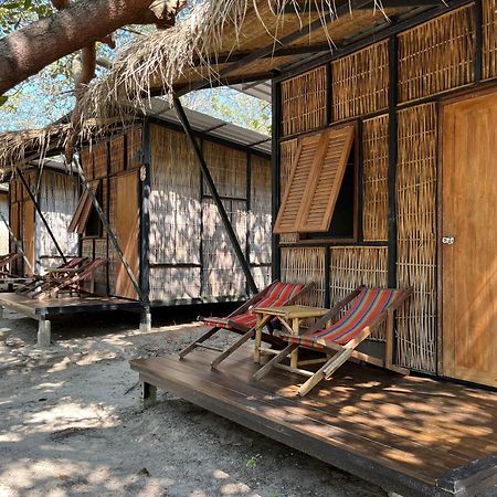 Hotel Little Hut à Koh Phayam Extérieur photo