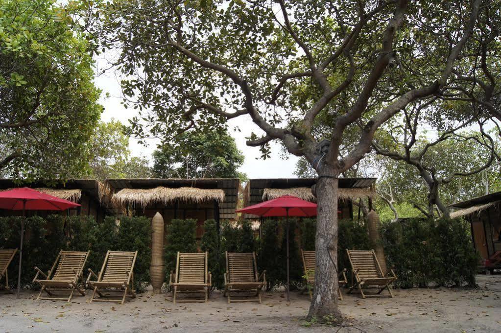 Hotel Little Hut à Koh Phayam Extérieur photo