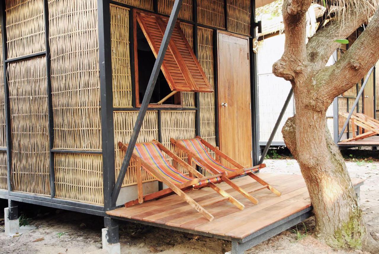 Hotel Little Hut à Koh Phayam Extérieur photo